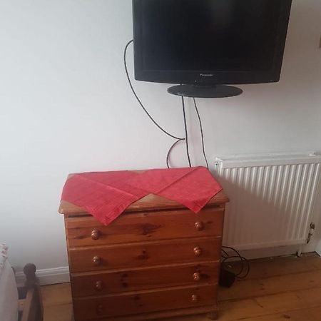 Nice Single Room With A Nice View Бат Екстериор снимка
